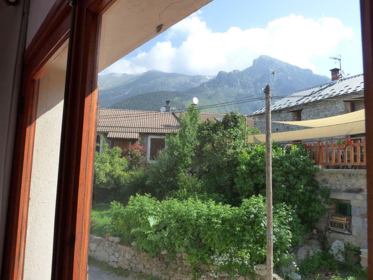 Chalet Le Bois Noir Valdeblore Exterior photo